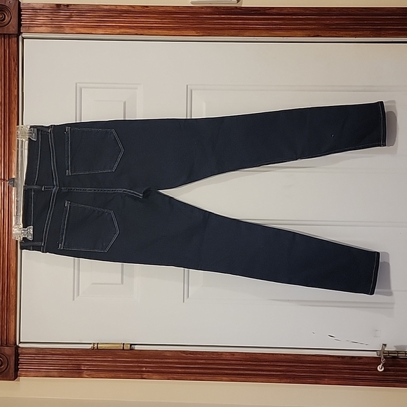 Frame Ali High Rise Cigarette Skinny Jean- 27 - Picture 5 of 13